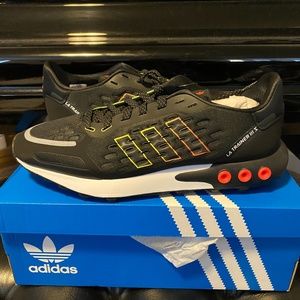 Adidas LA Trainer III